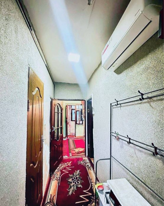 Продается  квартира Чиланзар 8-квартал 2/5/5 Галерейка