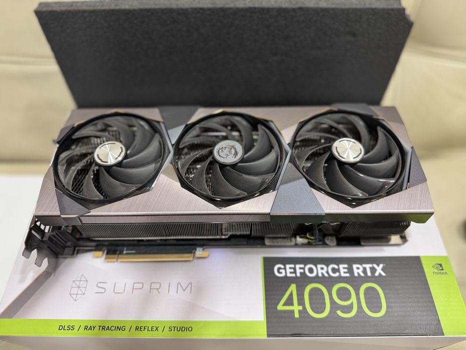 GeForse RTX 4090 Suprim