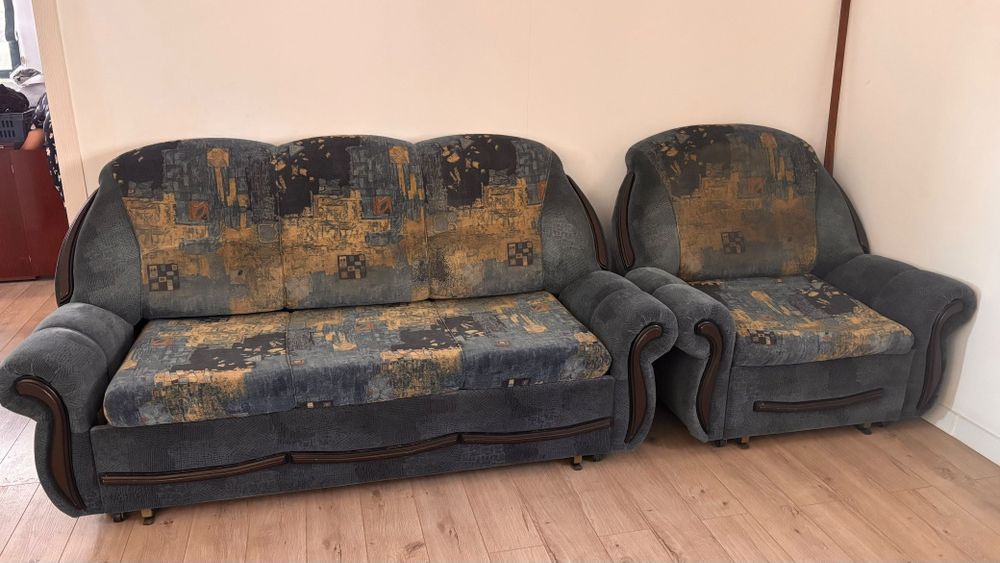 Продам мягкий уголок б/у