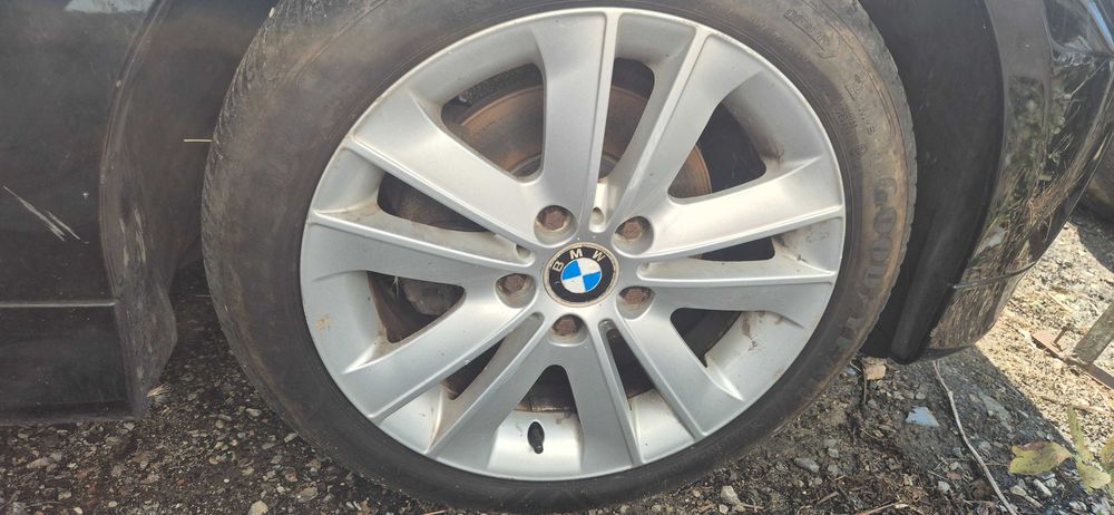 Джанти и гуми за BMW E90 17 цола