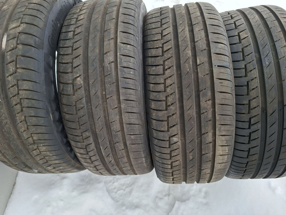 Продам шины. 235/45/18 континенталь