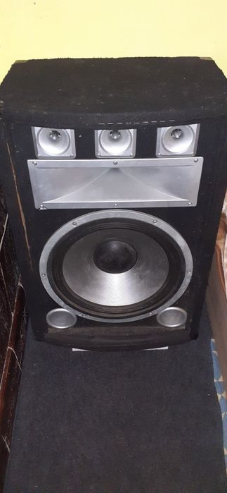 Vând sau schimb cu scuter