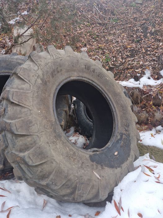 18 4 26 резина на caterpillar JCB