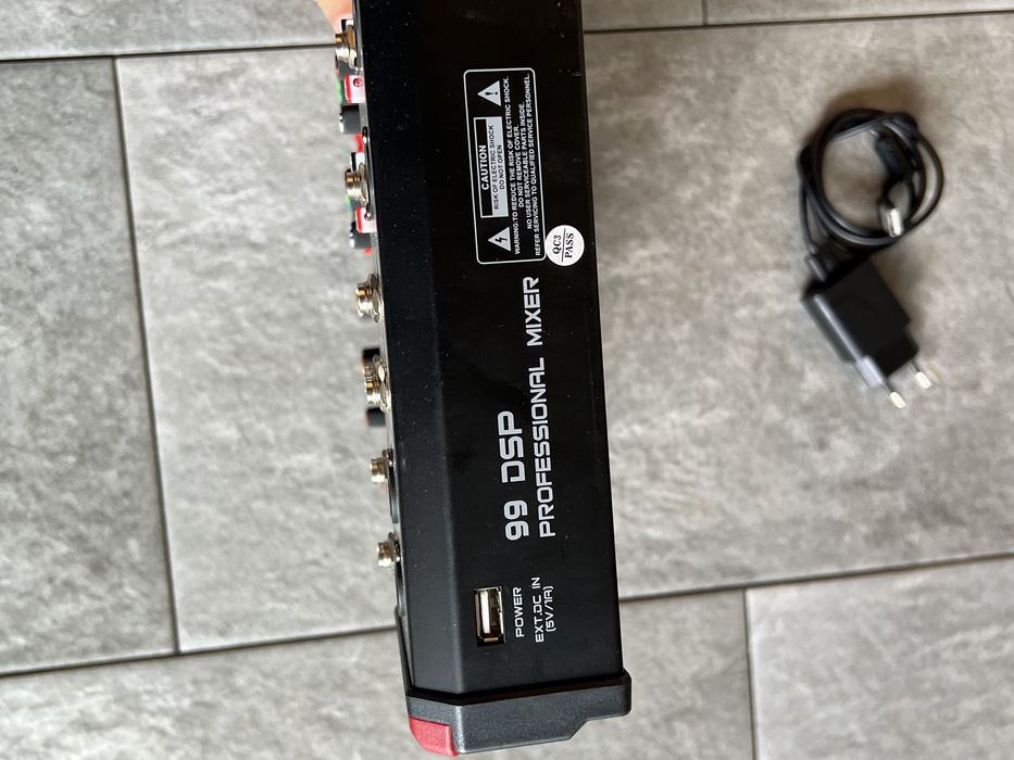 Mixer audio Vonyx VM-KG06 cu Bluetooth, USB, 6 canale, efecte DSP