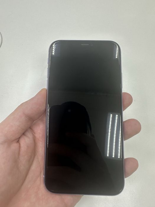 продам iphone 11 в отличном состояний
