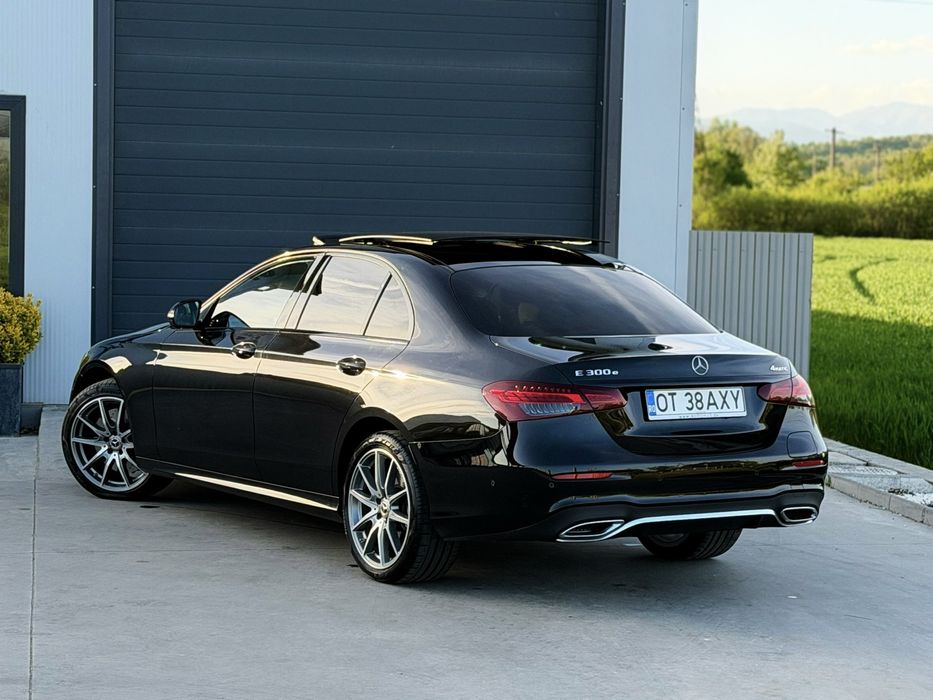 Mercedes E300e / Plug - in hybrid /2022