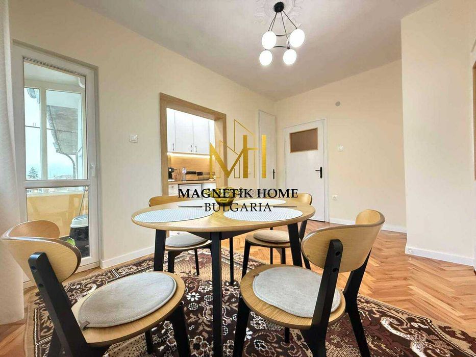 Дава се под наем Тристаен апартамент в Бургас, Център - 85 кв.м за 612 € - Снимка #13