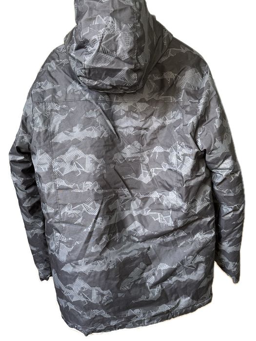 Куртка зимняя на подростка.