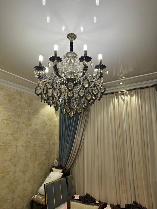 Продам люстру для дома как новая