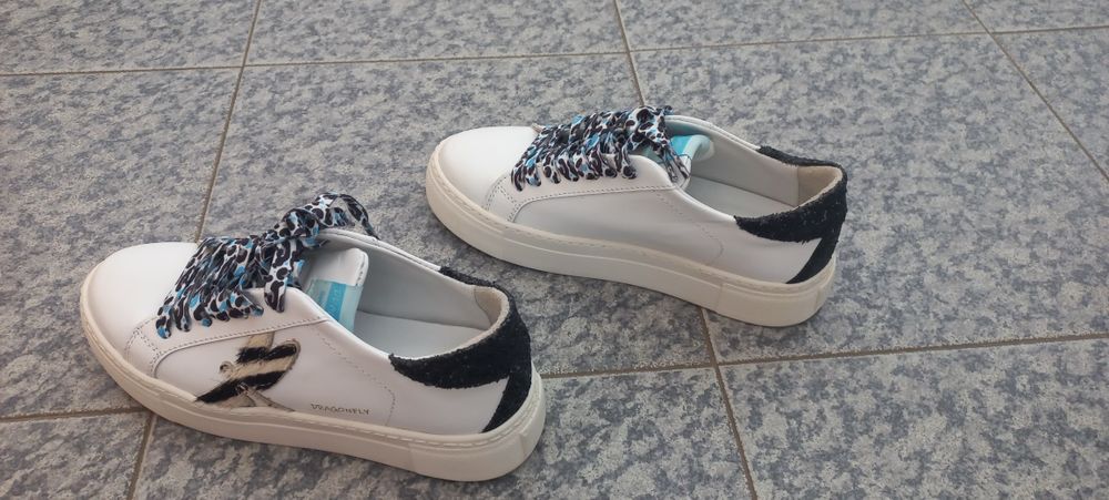 Сникърси 37 номер