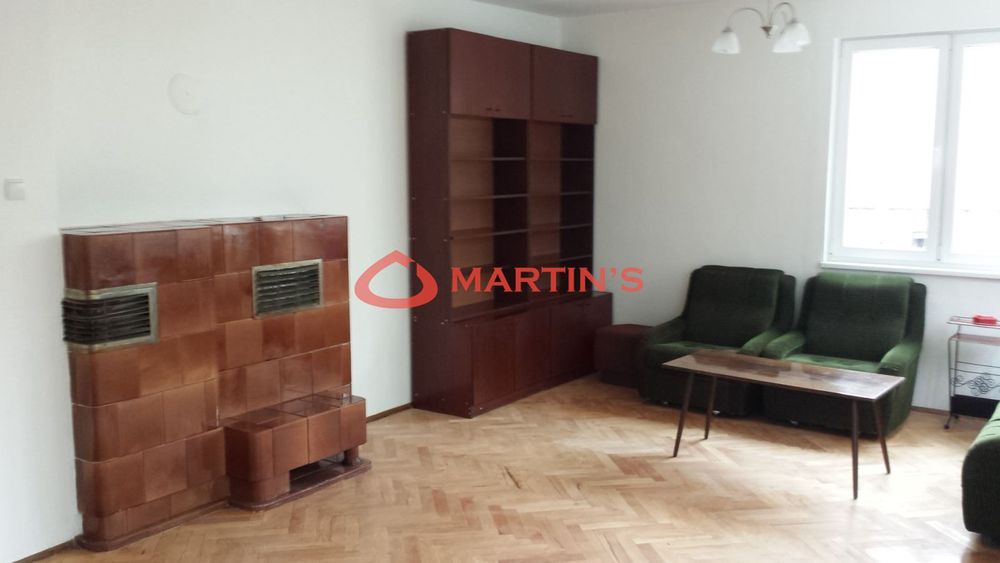 Продава се Тристаен апартамент в София, Център - 135 кв.м за 3889 €/кв.м - Снимка #1