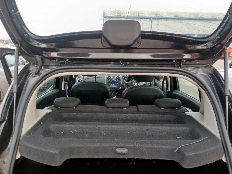 Dezmembrez Dacia Sandero 2 Stepway 0.9 tce