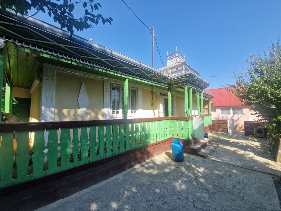 Casă de vânzare în Zmeu,comuna Lungani