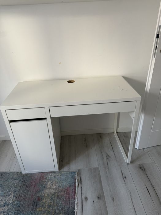 Birou alb IKEA Micke - folosit