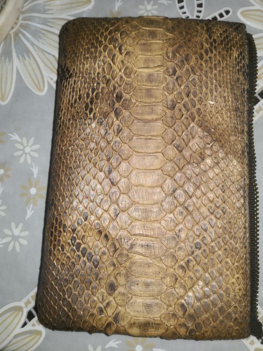 Portofel din piele naturala de șarpe