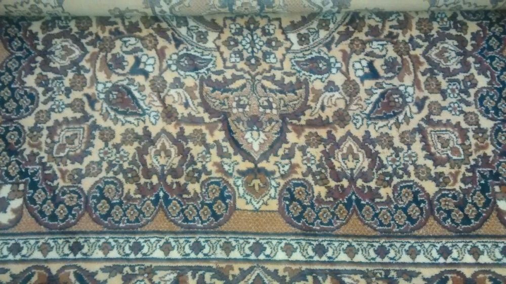 Ковер шерстяной