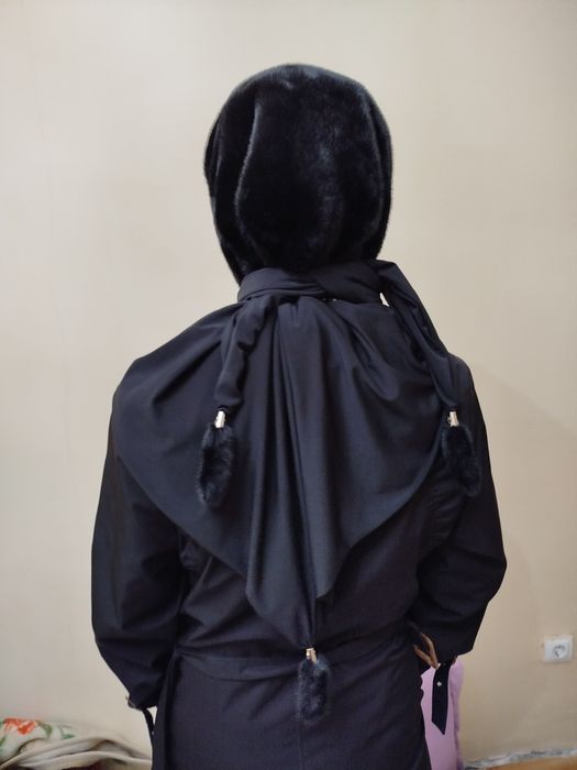 Платок-капьюшон новый