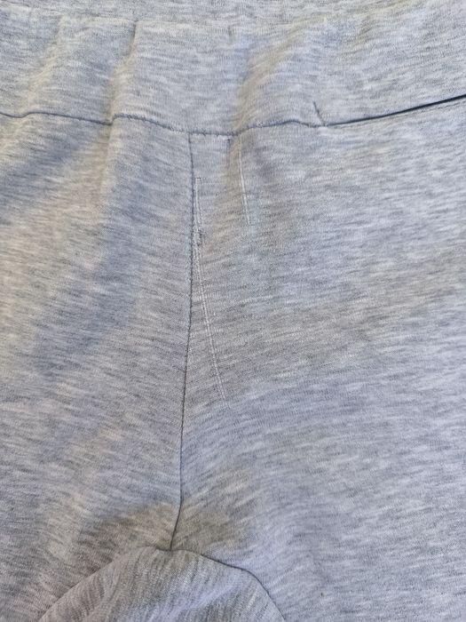 Nike Tech Fleece размер M къси панталони