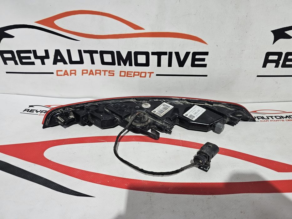 Stop dreapta bara spate Porsche Macan dupa 2018 cod 95B945726Q
