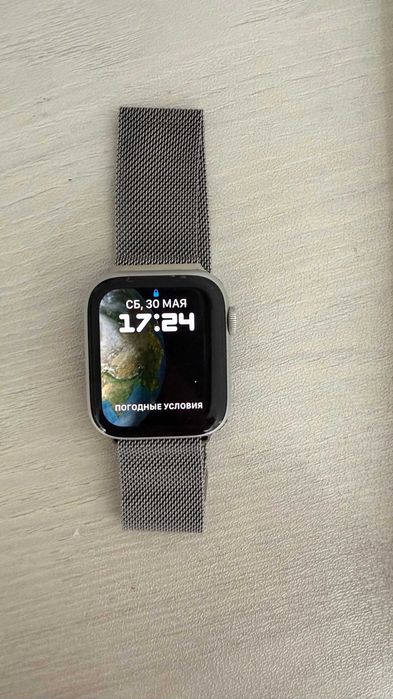 Часы Apple Watch 6 (44 mm, Silver, оригинальный)