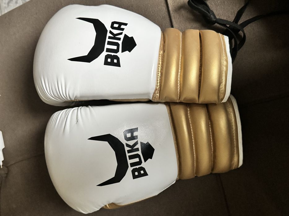 боксерский перчатка бука Buka 14 oz