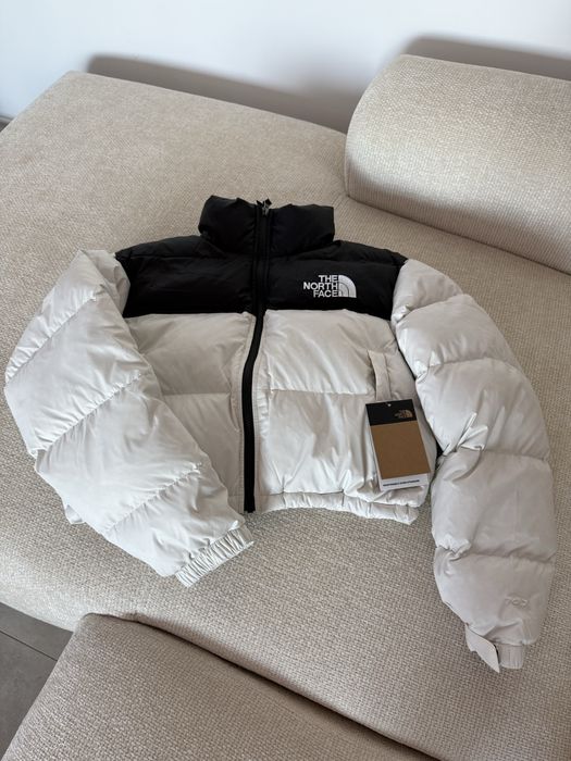 Geaca femei The North Face Nuptse Short