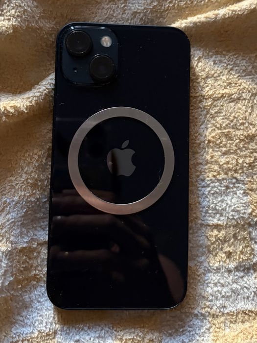 iPhone 13  256GB (Коробка, чехлы в подарок)