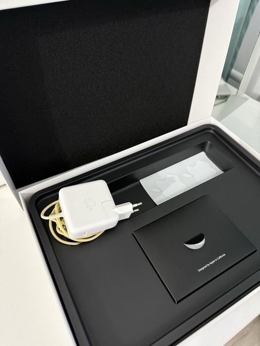 Macbook Air 13 (2017)