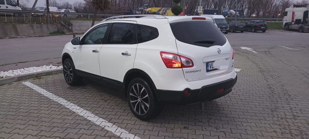Vând Nissan Qashqai +2  J10