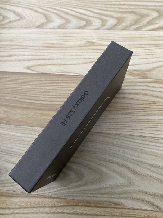 Samsung S25 FE , 5G , NOU , Sigilat , Garantie