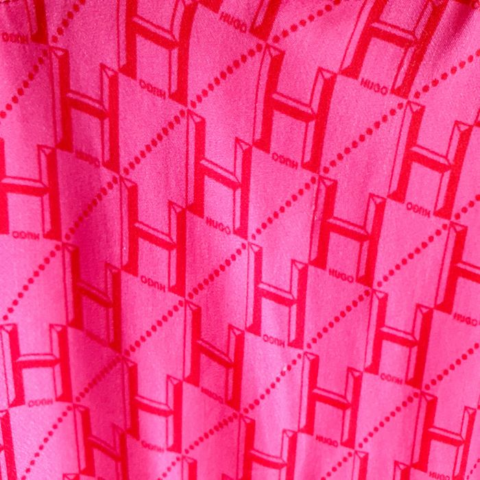 Rochie Hugo roz aprins