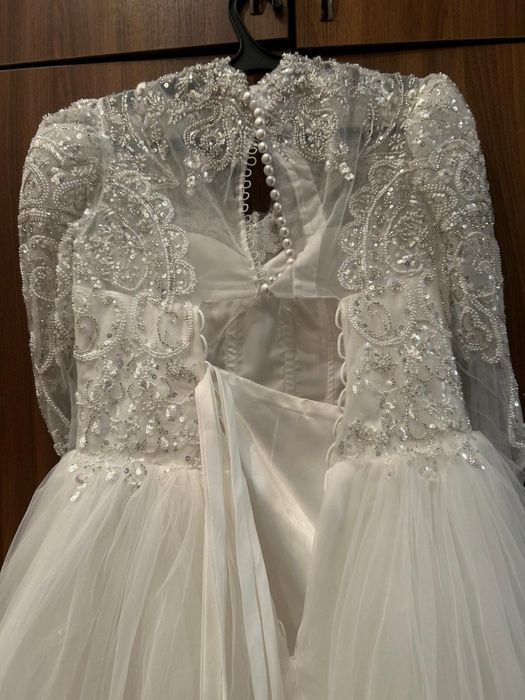 Продаётся свадебное платье