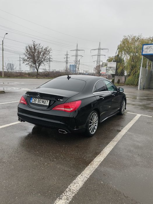 Vând Mercedes CLA  2014