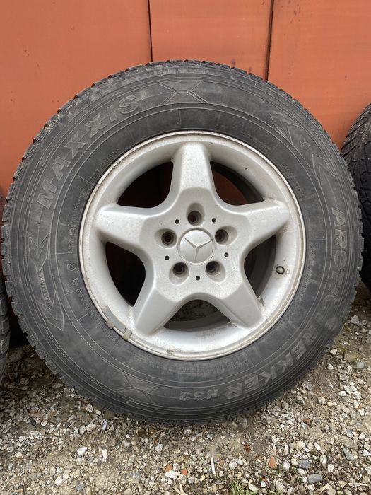 Продам диски Мерседес R16 оригинал