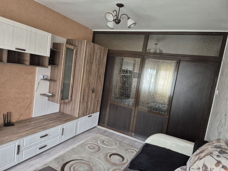 Inchiriez apartament doua camere