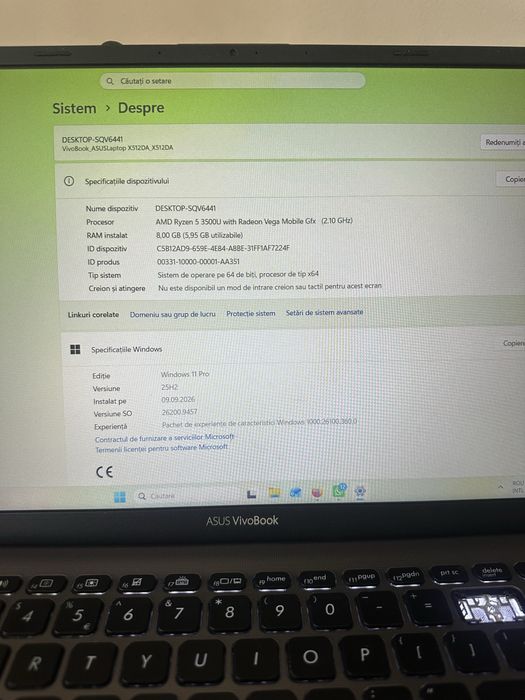 Vand laptop ASUS VivoBook r5