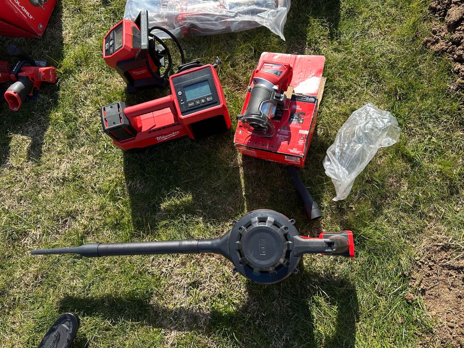 Инструменти МИЛУОКИ и батерии MILWAUKEE