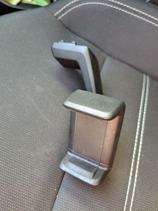 Suport telefon deducat Dacia Logan 3