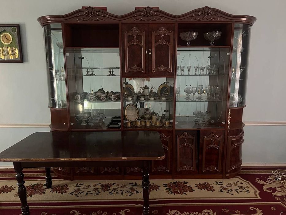 Kotta stenka sotiladi