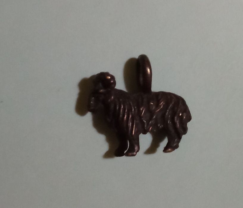 Винтажный талисман в виде барана