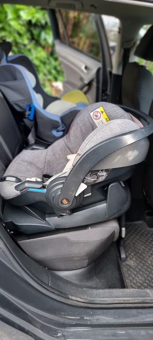 Cărucior Stokke Trails  3 in 1 + bază Stokke  Izofix BeSafe IZI Go