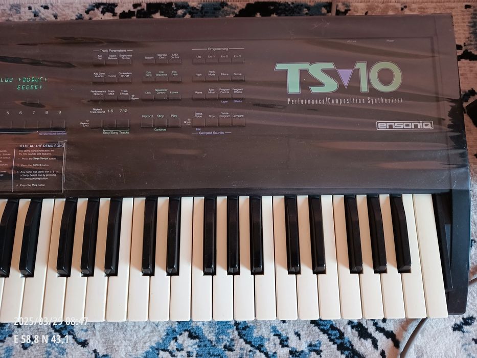 Ensoniq TS 10 Сатылыды