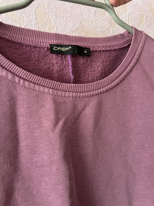 Продам два Свитшота размер с-м