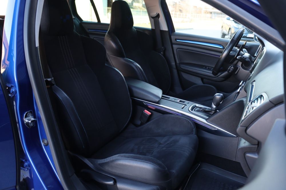 Renault Megane IV GT, Automată, Trapă, Rate Fixe