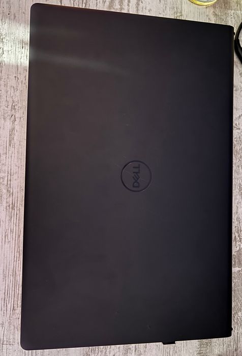 Dell vostro 15 3515