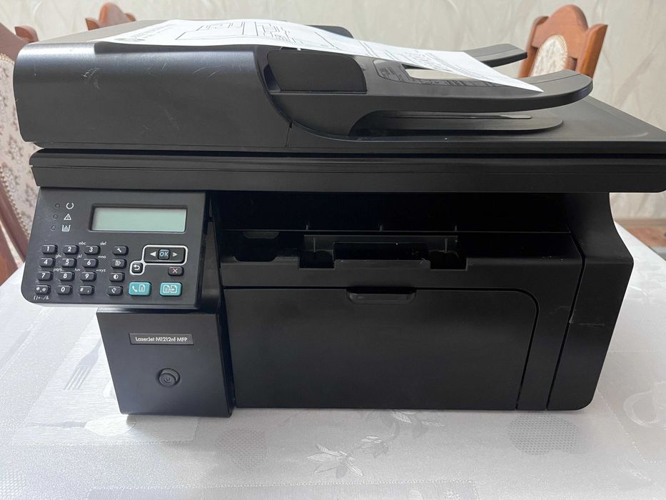 МФУ Принтер HP M1212nf