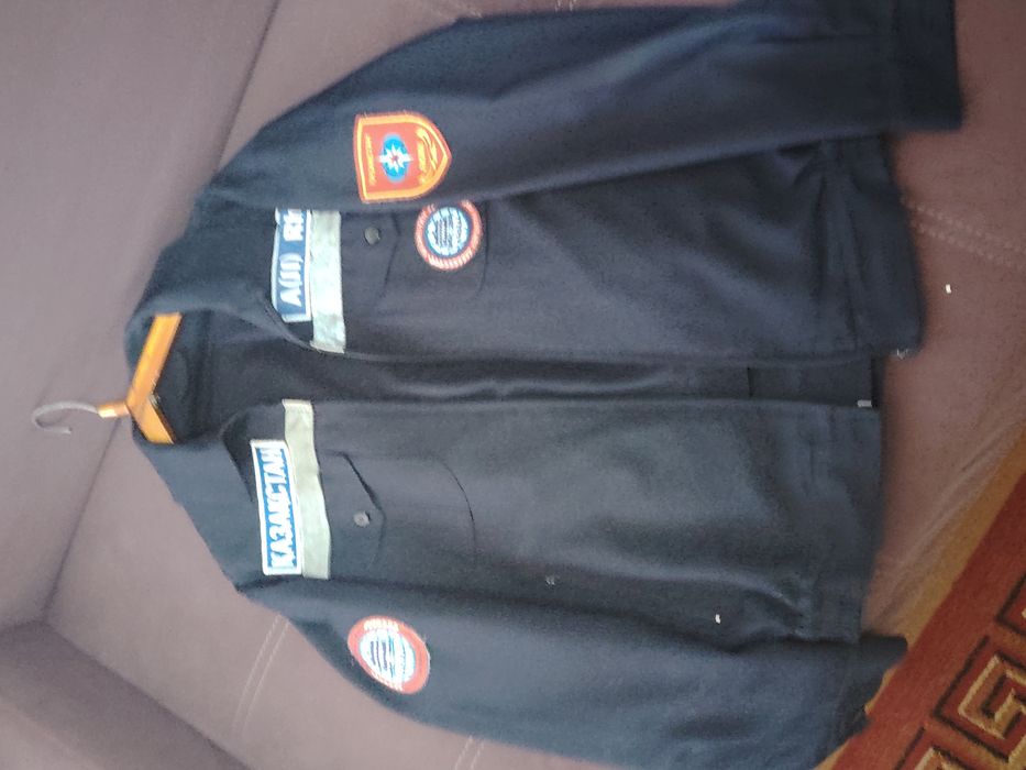 Продам комлект униформы ЧС для студентов 48 размер