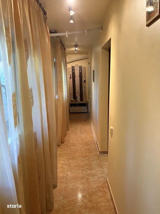 Casa 2 camere | Damaroaia | Curte 20mp |