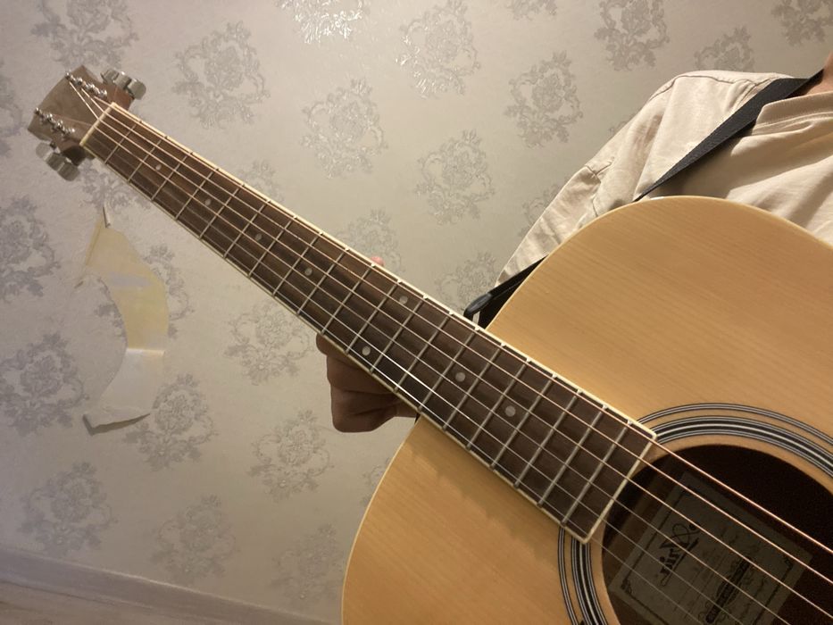 Гитара акустическая