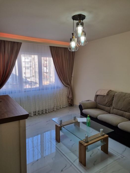 Apartament de închiriat